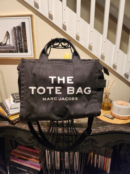 Marc Jacobs Handbags - Marc Jacobs The Tote bag